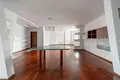 Propiedad comercial 120 m² en Varsovia, Polonia