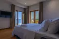 Haus 5 Schlafzimmer 550 m² Rijeka Rezevici, Montenegro