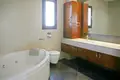 Casa 5 habitaciones  Mouttagiaka, Chipre