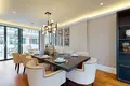 3 bedroom apartment 26 m² in London, United Kingdom
