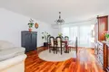 Mieszkanie 2 pokoi 62 m² Julianow, Polska
