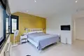 6 bedroom house 285 m² Malaga, Spain