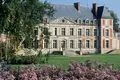 Château 35 chambres 1 700 m² Villeneuve-le-Roi, France