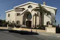 5-Schlafzimmer-Villa 550 m² Germasogeia, Zypern