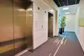 Propiedad comercial 1 habitación 374 m² en Varsovia, Polonia