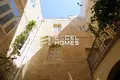 Investition  Cospicua, Malta