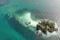 Exclusivo Complejo Turístico Operativo en Isla Pulau Tinggi (3.7 Ha, 88 Unidades) — $5,000,000