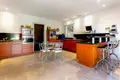 6 bedroom house 737 m² Dos Hermanas, Spain