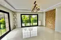 5 bedroom villa 225 m² Mezitli, Turkey