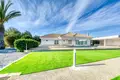 Bungalow 4 bedrooms 339 m² Paralimni, Cyprus