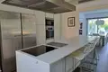 Dom 5 pokojów 290 m² Yeroskipou, Cypr