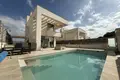 5-Schlafzimmer-Villa 300 m² Orihuela, Spanien