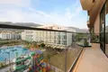 Apartamento en la Riviera Albanesa en Alquiler, Radhime Vlore. Moderno, junto a la playa y con piscina.