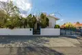 Mieszkanie 4 pokoi 212 m² Chloraka, Cypr