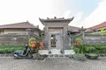 3-Schlafzimmer-Villa 300 m² Ungasan, Indonesien