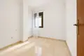 3 bedroom apartment 107 m² Dos Hermanas, Spain