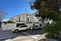4 bedroom house 254 m² Dos Hermanas, Spain