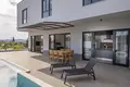 4 bedroom house 375 m² Opcina Milna, Croatia