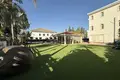 5-Schlafzimmer-Villa 550 m² Germasogeia, Zypern