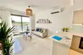 Mieszkanie 2 pokoi 84 m² Mezitli, Turcja