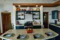 Дом 3 спальни 260 м² West Bay, Гондурас