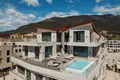 3-Schlafzimmer-Villa 611 m² Herceg Novi, Montenegro