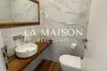 4 bedroom apartment 198 m² in Nicosia, Cyprus