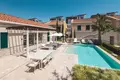 4-Zimmer-Villa 287 m² Kumbor, Montenegro
