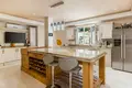5 bedroom villa 617 m² Estepona, Spain