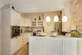 Haus 10 Schlafzimmer 240 m² Risan, Montenegro