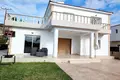 Mieszkanie 5 pokojów 300 m² Chloraka, Cypr