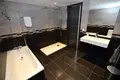 Haus 6 Schlafzimmer 351 m² Dos Hermanas, Spanien