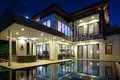 Wohnung 3 Schlafzimmer 419 m² Rawai, Thailand