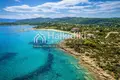 Atterrir 5 300 m² Ormos Panagias, Grèce