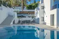4 bedroom house 385 m² San Pedro Alcantara, Spain