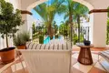 Mieszkanie 3 pokoi 162 m² Marbella, Hiszpania