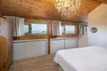 Haus 5 Schlafzimmer 380 m² Dos Hermanas, Spanien