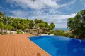 4 bedroom Villa 559 m² Teulada, Spain