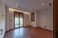 Casa 11 habitaciones 578 m² Podgorica, Montenegro