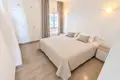 2 bedroom apartment 122 m² Dos Hermanas, Spain