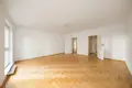 Mieszkanie 3 pokoi 137 m² Warszawa, Polska
