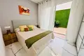 Apartamento 2 habitaciones 74 m² Torrevieja, Španjolska