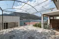 Haus 3 Schlafzimmer  Lepetane, Montenegro