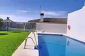 3 bedroom house 224 m² Dos Hermanas, Spain
