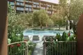 Complejo residencial New residential complex with swimming pools, a co-working area and lounge areas close to a shopping mall, Phuket, Thailand