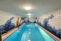 Haus 8 zimmer 330 m² in Warschau, Polen
