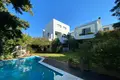 4 room house 305 m² in Regional Unit of Central Athens, Greece