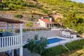 Casa 4 habitaciones 330 m² Grad Omis, Croacia