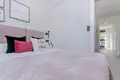 Mieszkanie 3 pokoi 70 m² Torrevieja, Hiszpania