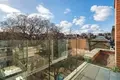 2 bedroom apartment 154 m² in London, United Kingdom